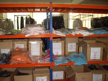 Регулируемый многоуровневый шкаф обязанности стальной плиты средств для хранения одежды способа